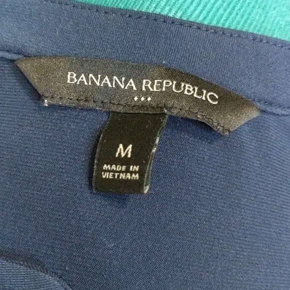Banana Republic Navy Tank - Picture 4 of 4